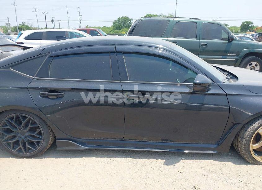 Photo 13 of 2023 Honda Civic TYPE R TOURING (VIN JHMFL5G48PX000609)