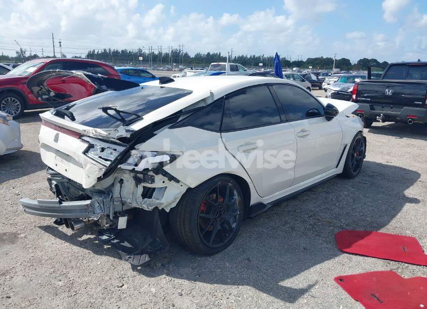 Photo 4 of 2023 Honda Civic TYPE R TOURING (VIN JHMFL5G48PX002599)