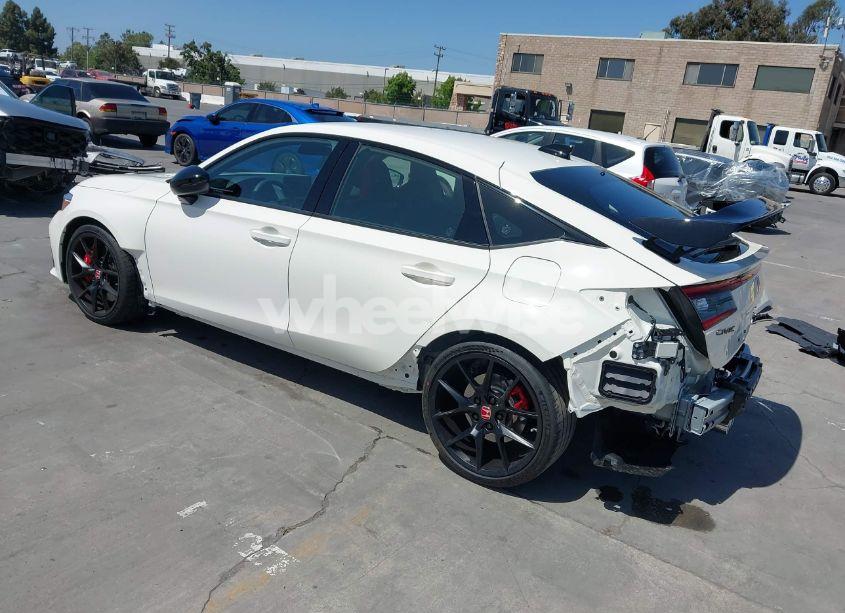 Photo 3 of 2025 Honda Civic TYPE R (VIN JHMFL5G48SX001316)