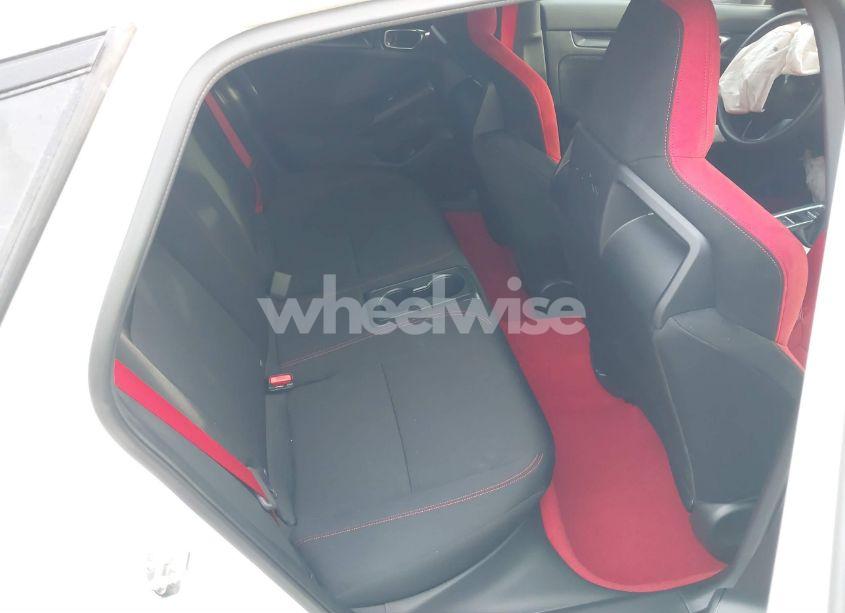 Photo 8 of 2024 Honda Civic TYPE R (VIN JHMFL5G4XRX001005)