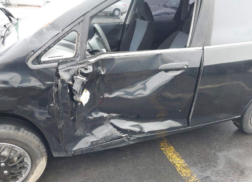 Photo 6 of 2008 Honda Fit (VIN JHMGD37418S071414)