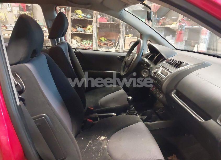 Photo 5 of 2008 Honda Fit (VIN JHMGD37498S070172)