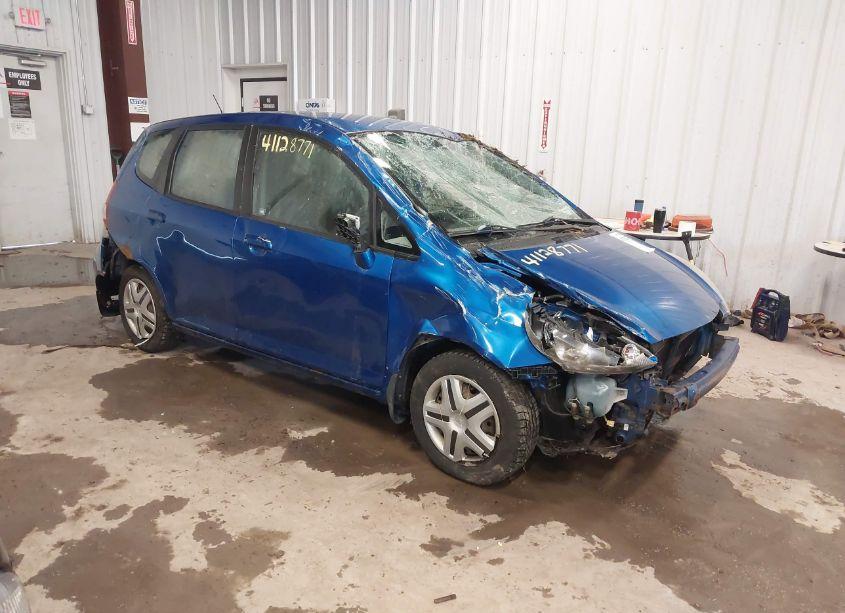 2008 Honda Fit (VIN JHMGD374X8S017724) main photo