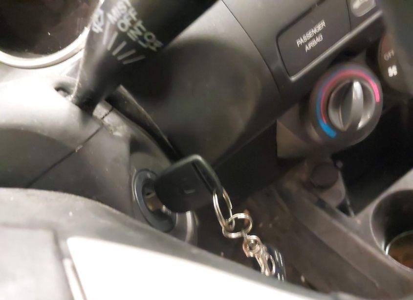 Photo 11 of 2008 Honda Fit (VIN JHMGD374X8S017724)