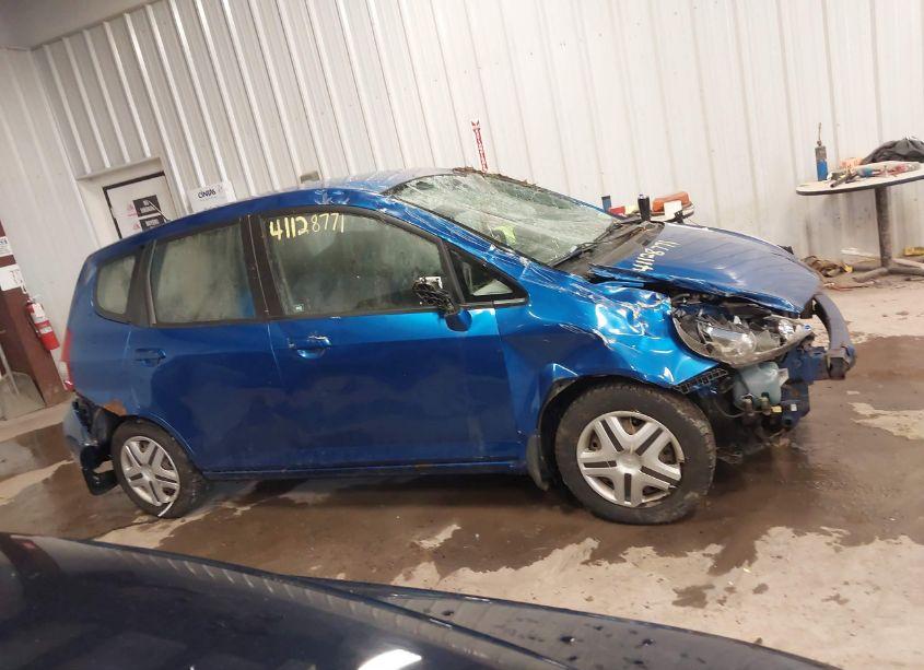 Photo 13 of 2008 Honda Fit (VIN JHMGD374X8S017724)