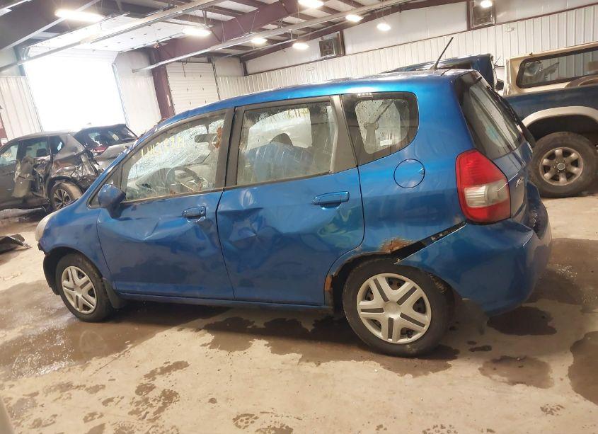 Photo 14 of 2008 Honda Fit (VIN JHMGD374X8S017724)