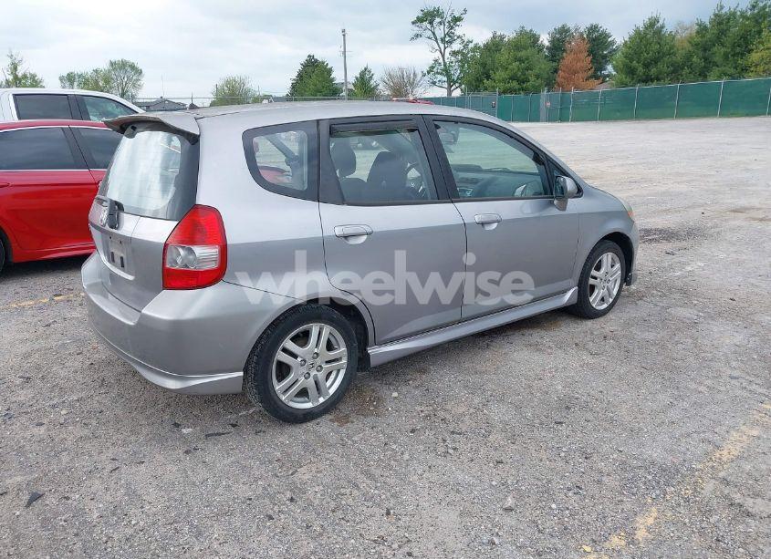 Photo 4 of 2007 Honda Fit SPORT (VIN JHMGD37697S040265)