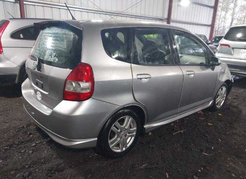 Photo 4 of 2007 Honda Fit SPORT (VIN JHMGD376X7S042395)