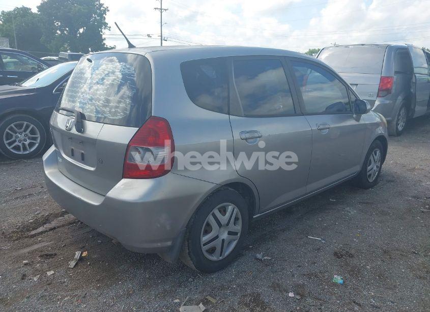 Photo 4 of 2007 Honda Fit (VIN JHMGD38407S026705)