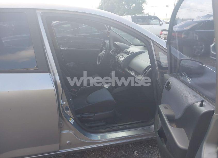 Photo 5 of 2007 Honda Fit (VIN JHMGD38407S026705)