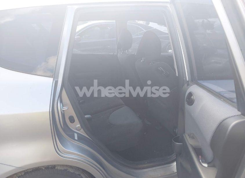 Photo 8 of 2007 Honda Fit (VIN JHMGD38407S026705)