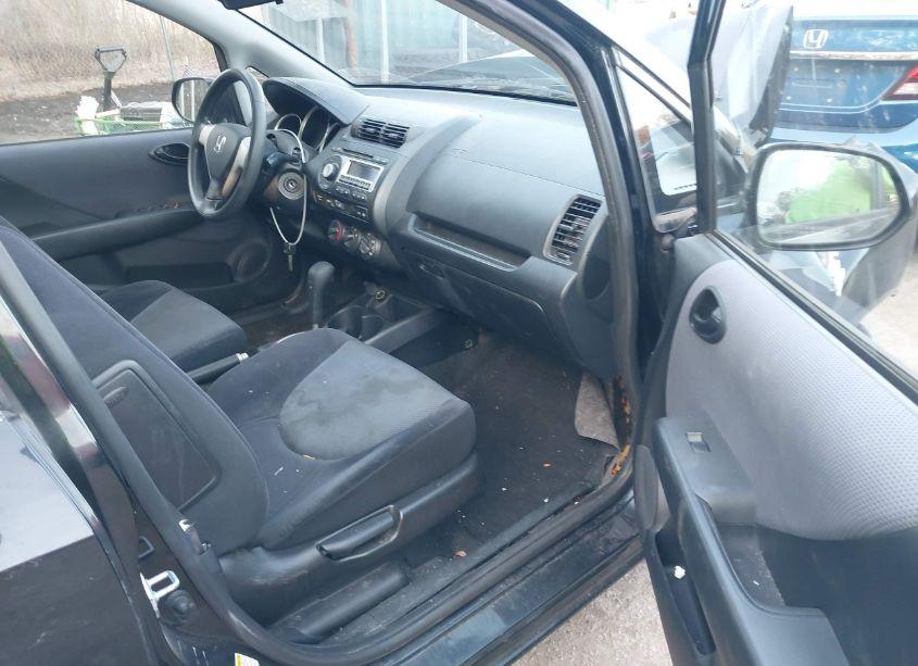Photo 5 of 2007 Honda Fit (VIN JHMGD38417S054321)