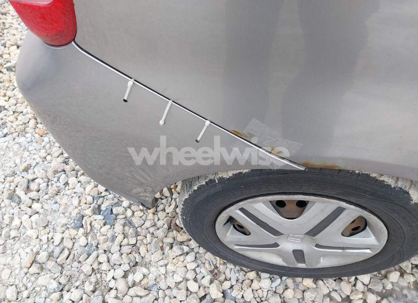 Photo 13 of 2007 Honda Fit (VIN JHMGD38417S063066)