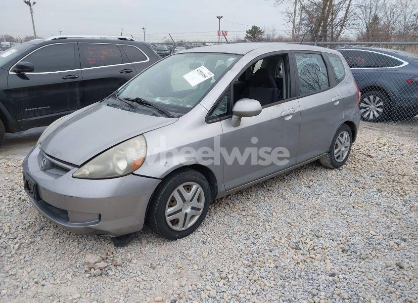 Photo 2 of 2007 Honda Fit (VIN JHMGD38417S063066)