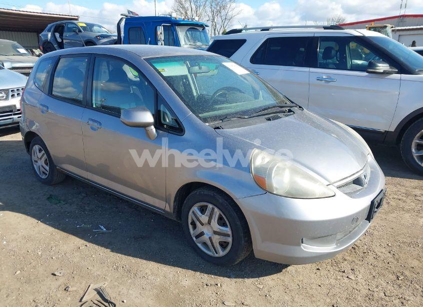 2008 Honda Fit (VIN JHMGD38418S020302) main photo