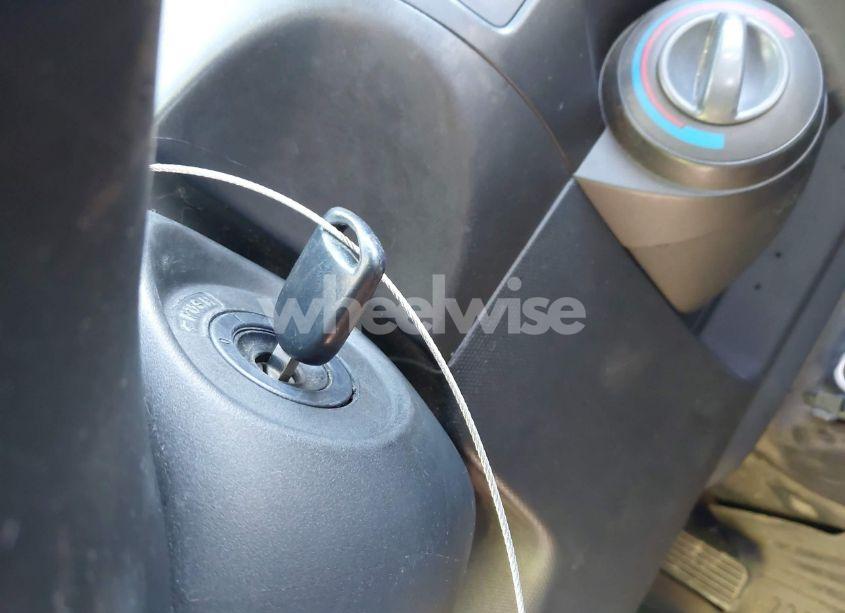 Photo 11 of 2008 Honda Fit (VIN JHMGD38418S020302)