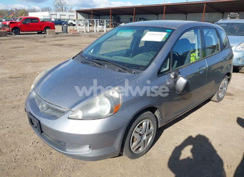 Photo 2 of 2008 Honda Fit (VIN JHMGD38418S020302)