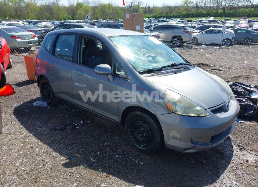 2008 Honda Fit (VIN JHMGD38418S058662) main photo