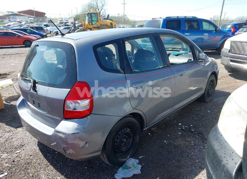 Photo 4 of 2008 Honda Fit (VIN JHMGD38418S058662)