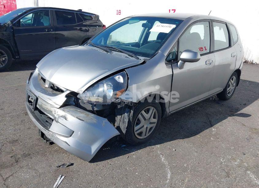 Photo 2 of 2007 Honda Fit (VIN JHMGD38447S032555)