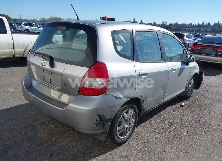 Photo 4 of 2007 Honda Fit (VIN JHMGD38447S032555)