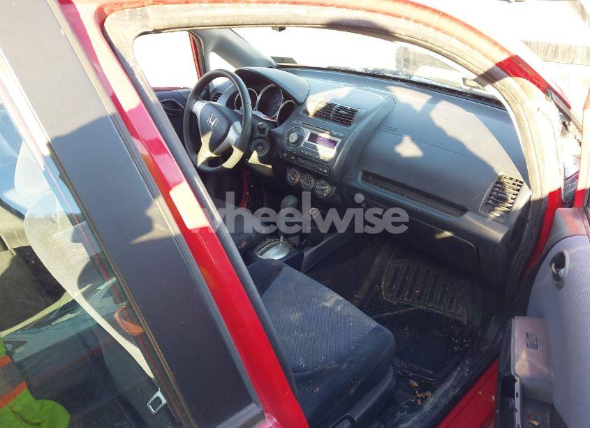 Photo 5 of 2008 Honda Fit (VIN JHMGD38448S018625)