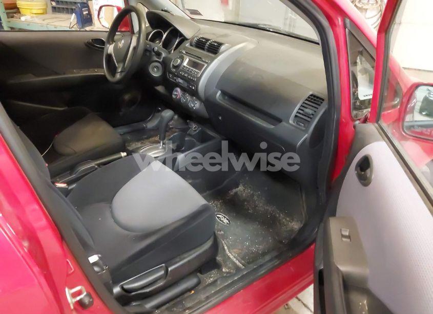 Photo 5 of 2008 Honda Fit (VIN JHMGD38448S045212)