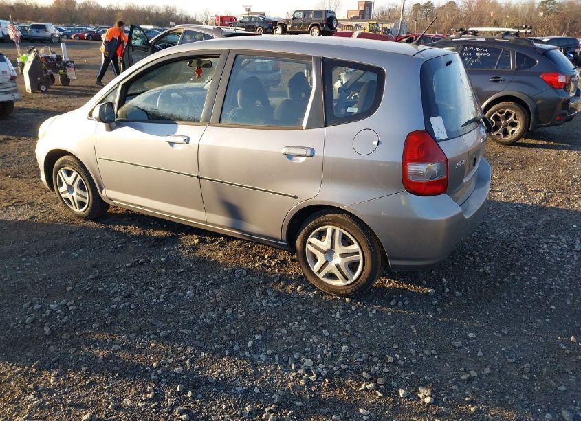 Photo 3 of 2007 Honda Fit (VIN JHMGD38457S025467)