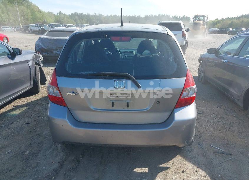 Photo 17 of 2008 Honda Fit (VIN JHMGD38458S068675)