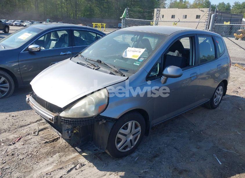 Photo 2 of 2008 Honda Fit (VIN JHMGD38458S068675)