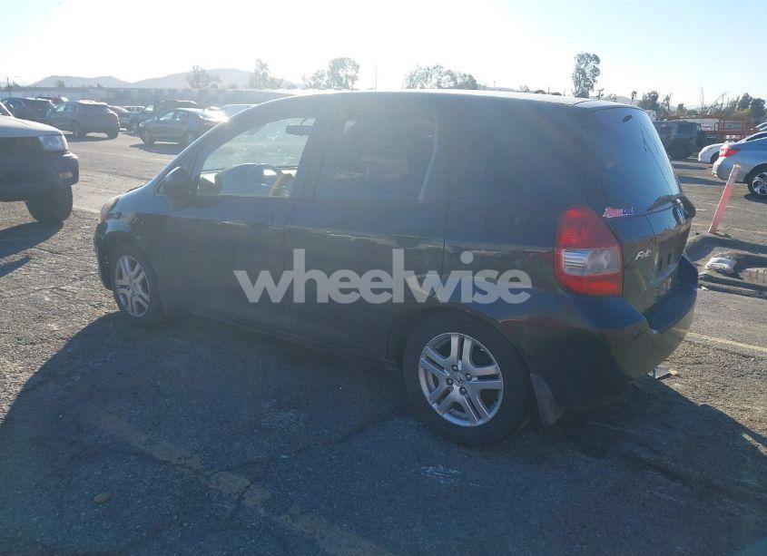 Photo 3 of 2007 Honda Fit (VIN JHMGD38467S062303)