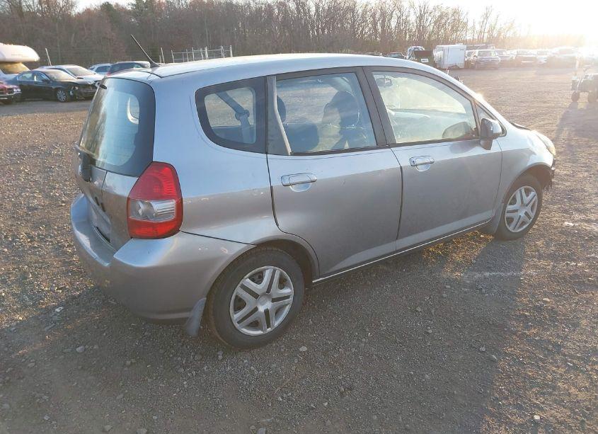 Photo 4 of 2008 Honda Fit (VIN JHMGD38468S050265)