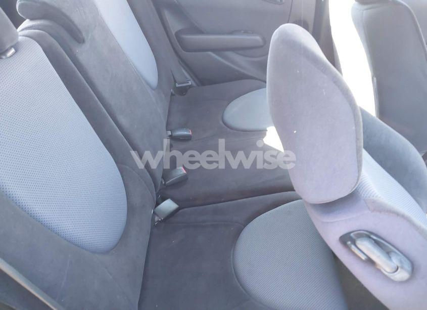 Photo 8 of 2008 Honda Fit (VIN JHMGD38468S058138)