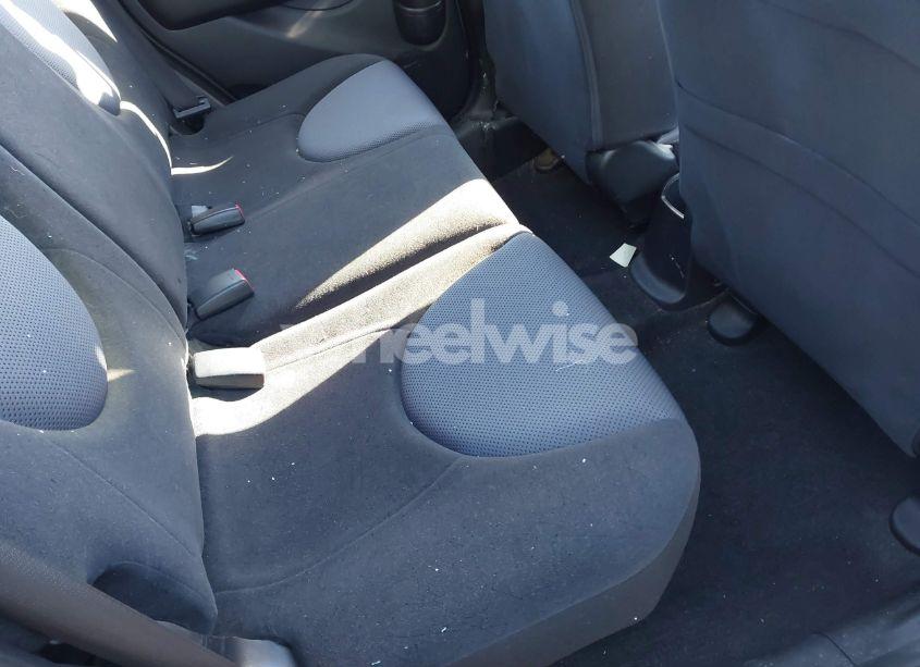 Photo 8 of 2007 Honda Fit (VIN JHMGD38477S007097)