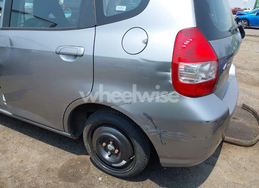 Photo 12 of 2007 Honda Fit (VIN JHMGD38487S008968)