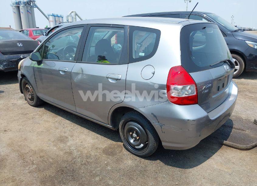 Photo 3 of 2007 Honda Fit (VIN JHMGD38487S008968)