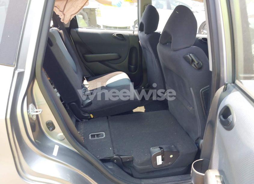 Photo 8 of 2007 Honda Fit (VIN JHMGD38487S008968)