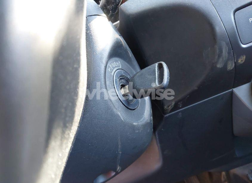 Photo 11 of 2008 Honda Fit (VIN JHMGD38488S003609)