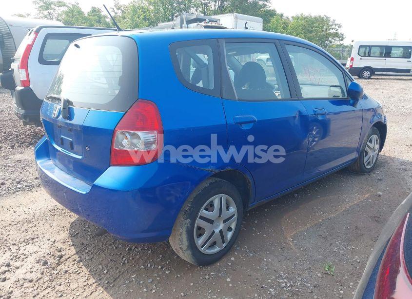 Photo 4 of 2008 Honda Fit (VIN JHMGD38488S003609)