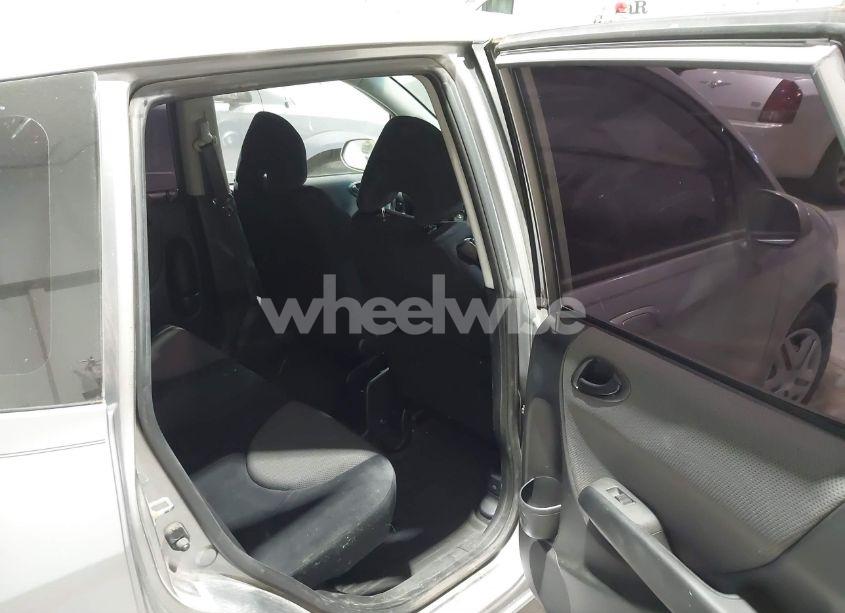 Photo 8 of 2008 Honda Fit (VIN JHMGD38488S008583)