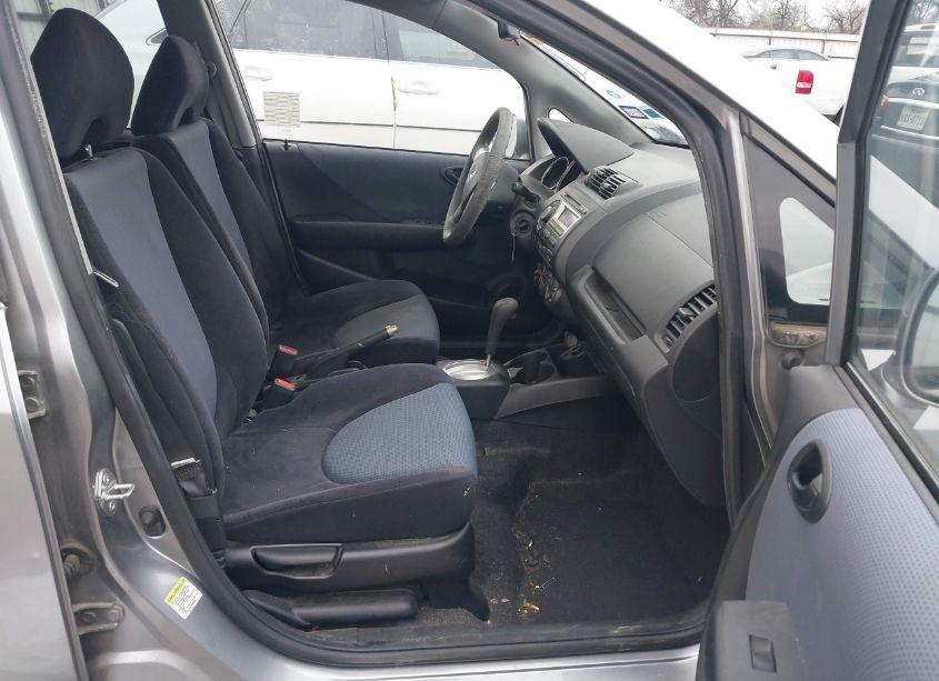 Photo 5 of 2008 Honda Fit (VIN JHMGD38488S020250)