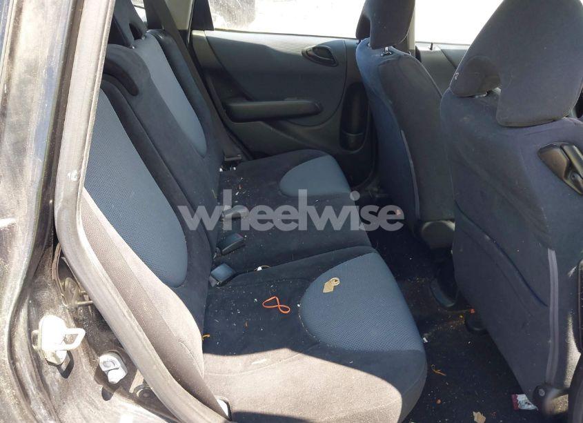 Photo 8 of 2008 Honda Fit (VIN JHMGD38488S022371)