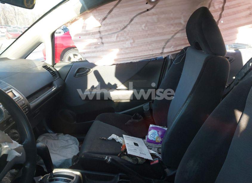 Photo 5 of 2008 Honda Fit (VIN JHMGD38488S027991)