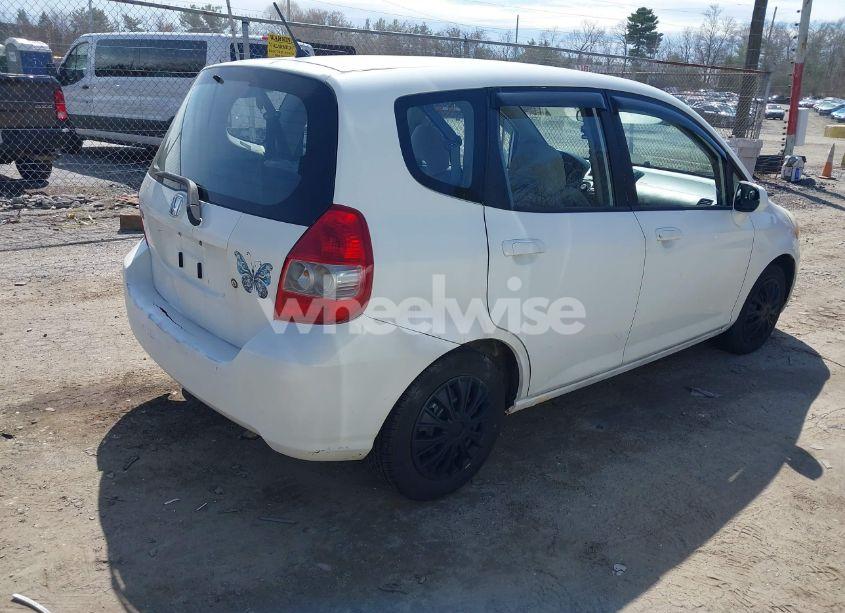 Photo 4 of 2007 Honda Fit (VIN JHMGD38497S027657)