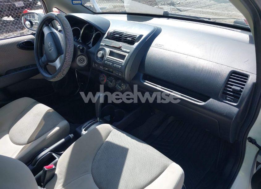 Photo 5 of 2007 Honda Fit (VIN JHMGD38497S027657)