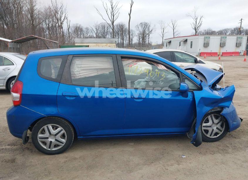 Photo 13 of 2008 Honda Fit (VIN JHMGD38498S017762)