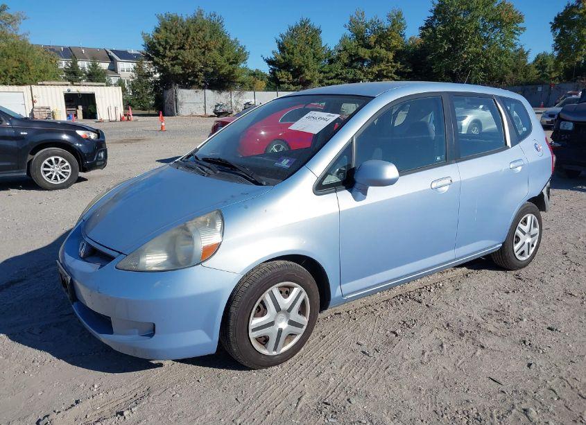 Photo 2 of 2008 Honda Fit (VIN JHMGD384X8S066016)