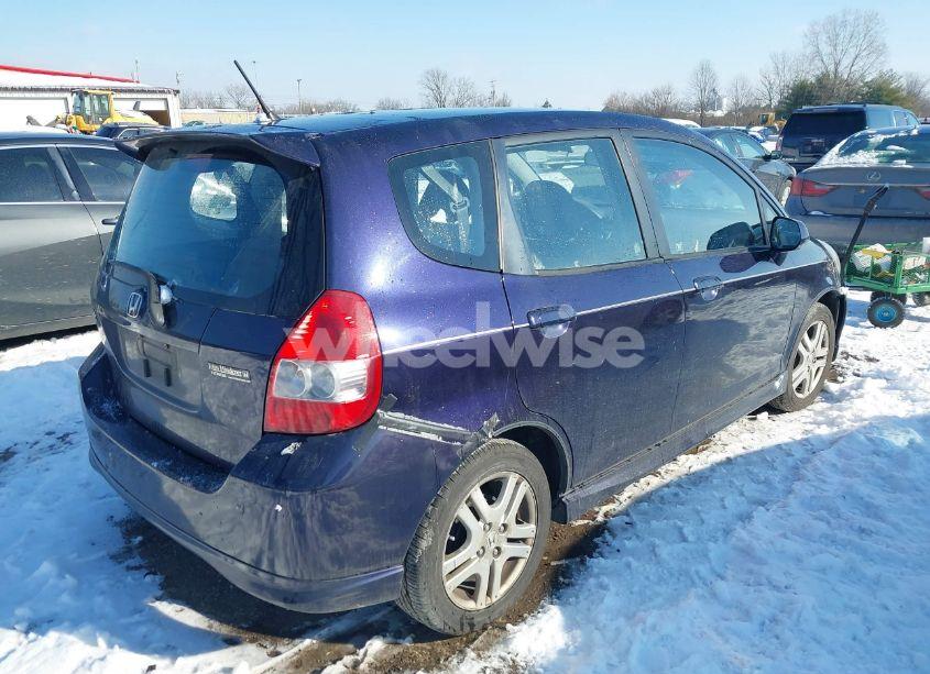 Photo 4 of 2008 Honda Fit SPORT (VIN JHMGD38608S022950)