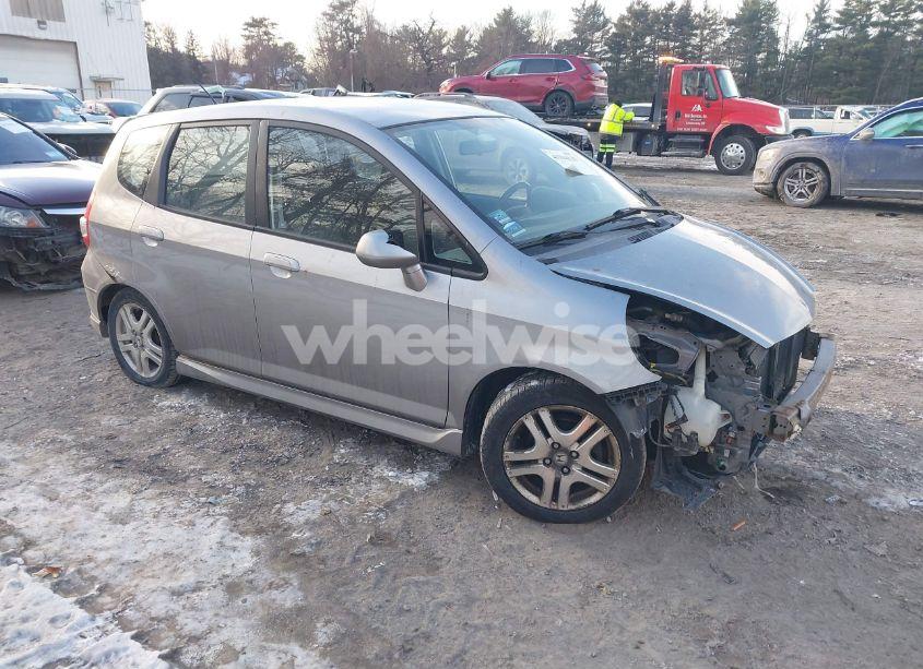 2007 Honda Fit SPORT (VIN JHMGD38627S013374) main photo