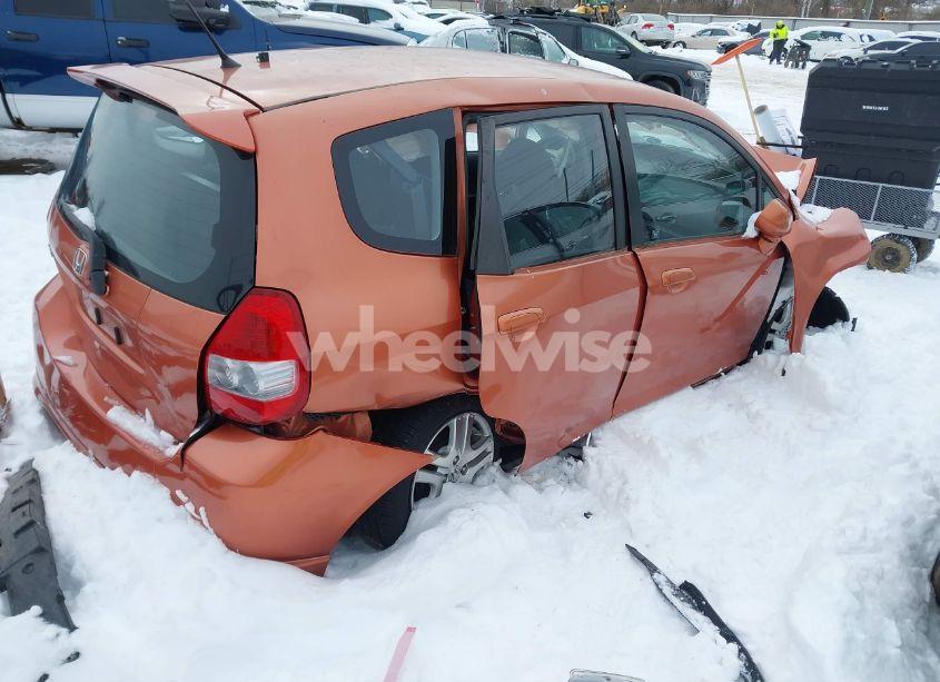 Photo 4 of 2007 Honda Fit SPORT (VIN JHMGD38627S042227)